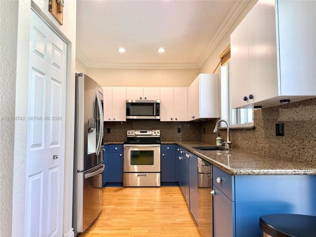 477 Fishtail Terrace, Weston, FL 33327