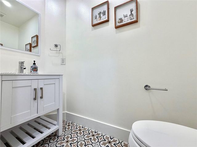 477 Fishtail Terrace, Weston, FL 33327