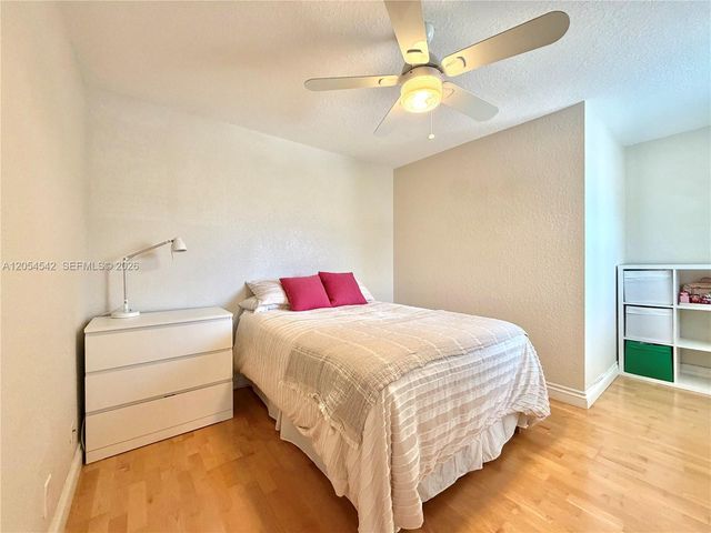 477 Fishtail Terrace, Weston, FL 33327