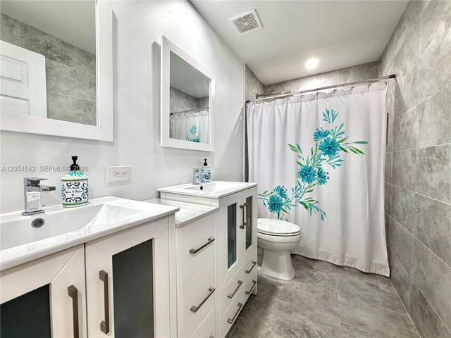477 Fishtail Terrace, Weston, FL 33327