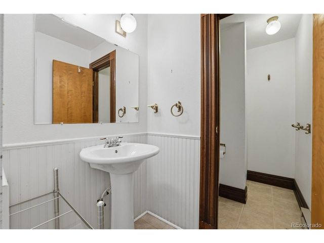 106 Waltham Ave, Manitou Springs, CO 80829