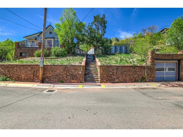 106 Waltham Ave, Manitou Springs, CO 80829