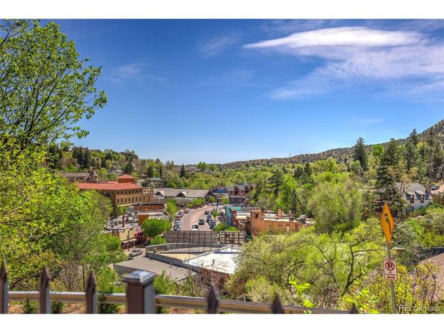 106 Waltham Ave, Manitou Springs, CO 80829