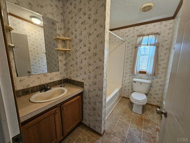 222 Cove Mountain Lane, Buchanan, VA 24066