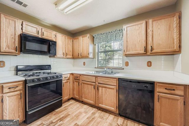 2935 Landington Way, Duluth, GA 30096