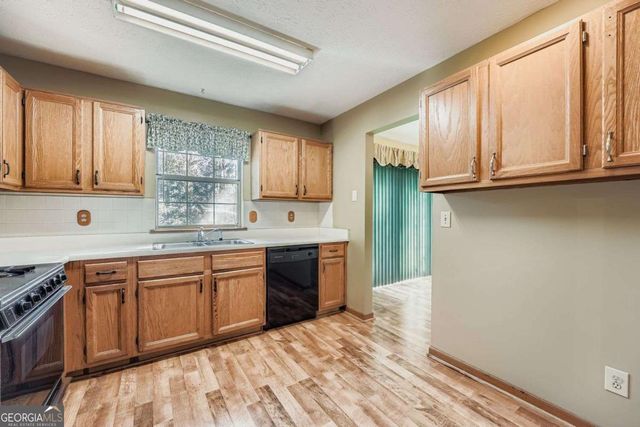 2935 Landington Way, Duluth, GA 30096