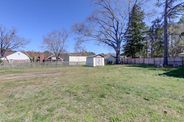 2512 Hood DR, Virginia Beach, VA 23454