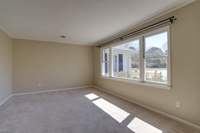 2512 Hood DR, Virginia Beach, VA 23454