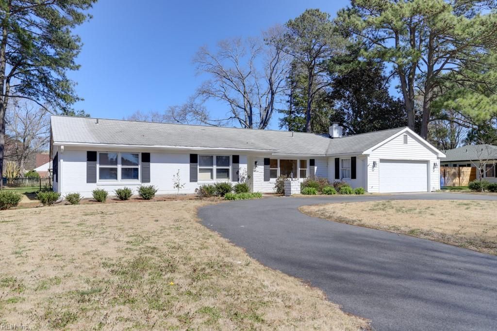 2512 Hood DR, Virginia Beach, VA 23454