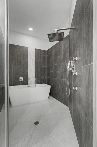 1226 W 26th Street, Houston, TX 77008