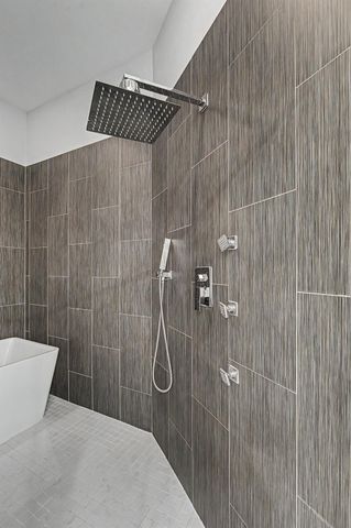 1226 W 26th Street, Houston, TX 77008