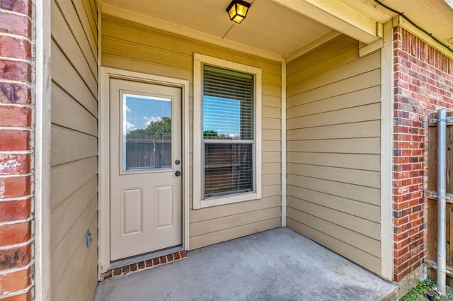 332 Schirra Court, Lavon, TX 75166