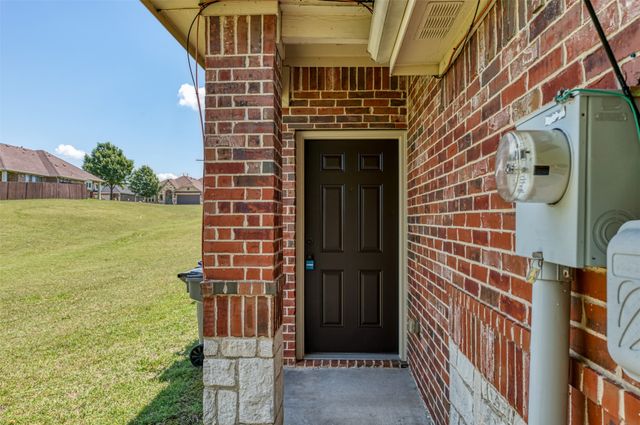 332 Schirra Court, Lavon, TX 75166