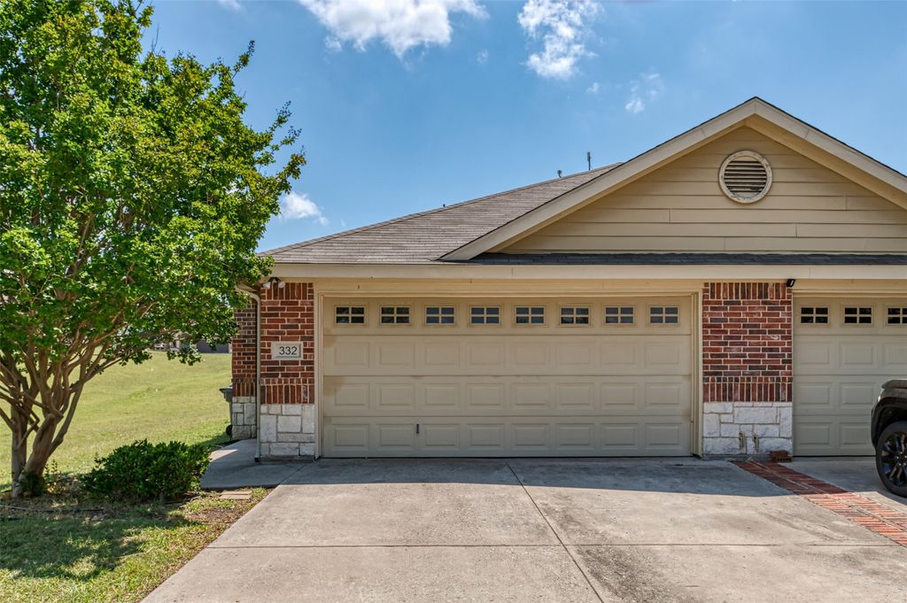 332 Schirra Court, Lavon, TX 75166