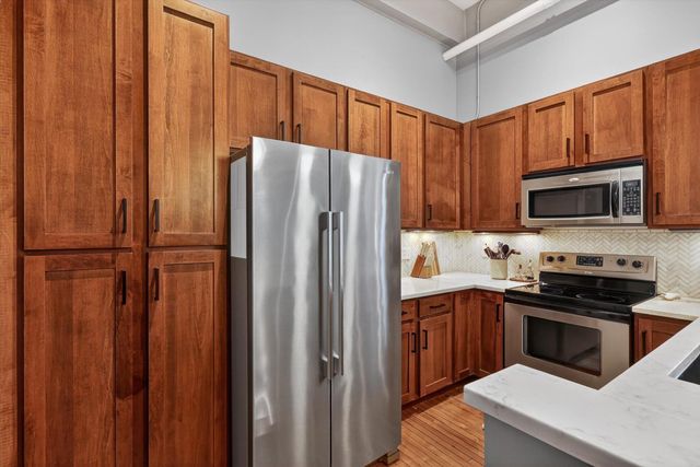 600 Broadway Avenue Nw 211, City Of Grand Rapids, MI 49504