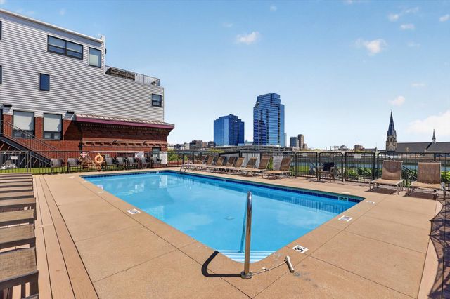 600 Broadway Avenue Nw 211, City Of Grand Rapids, MI 49504