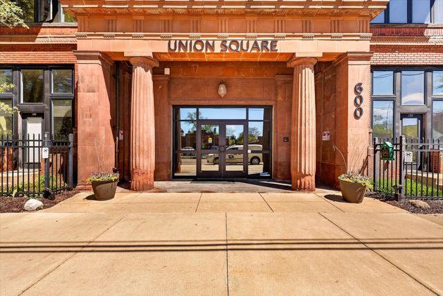 600 Broadway Avenue Nw 211, City Of Grand Rapids, MI 49504