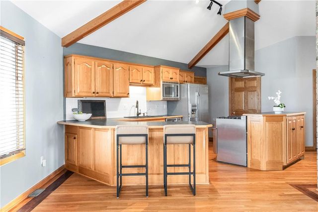 37907 E State Route B Highway, Creighton, MO 64739