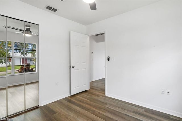 19378 Coraltree CT, Lehigh Acres, FL 33936