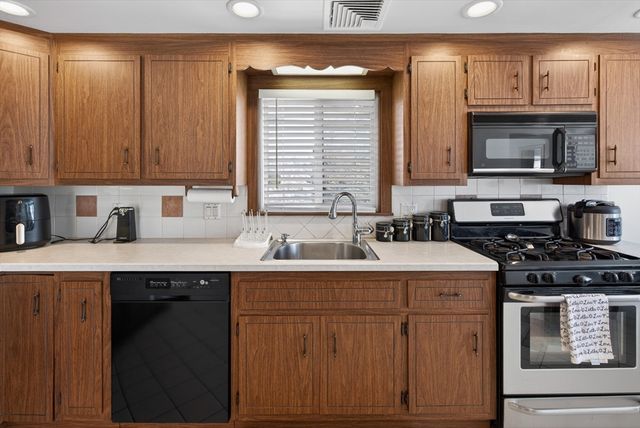 4 Park River Street, Needham, MA 02494