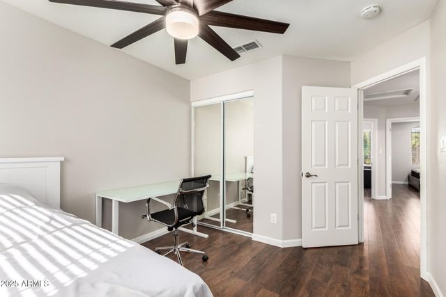 8836 W SALTER Drive, Peoria, AZ 85382