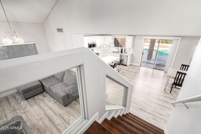 8836 W SALTER Drive, Peoria, AZ 85382