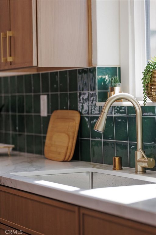 Image 11 of property listing at 6841 Millmark, Long Beach, CA 90805