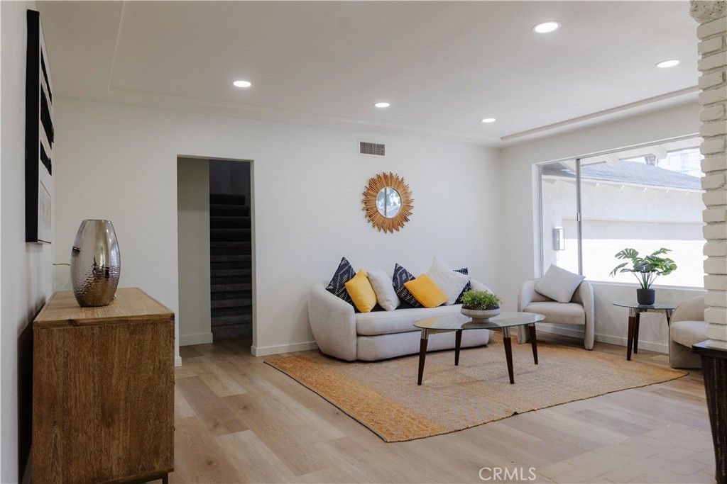 Image 35 of property listing at 6841 Millmark, Long Beach, CA 90805