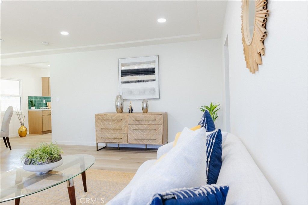 Image 37 of property listing at 6841 Millmark, Long Beach, CA 90805