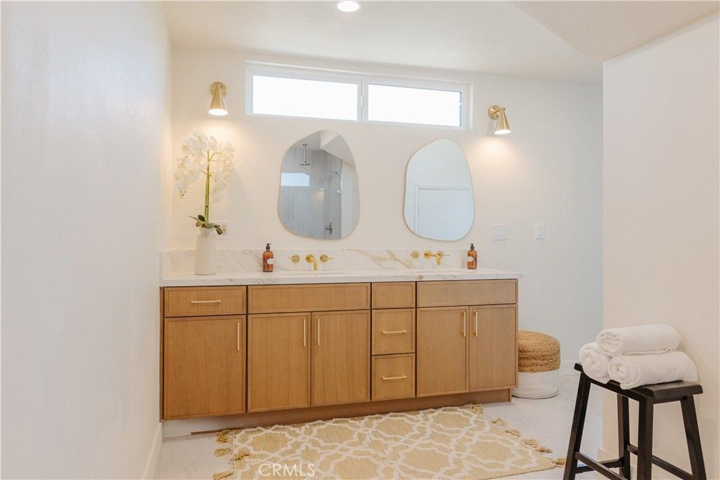 Image 43 of property listing at 6841 Millmark, Long Beach, CA 90805