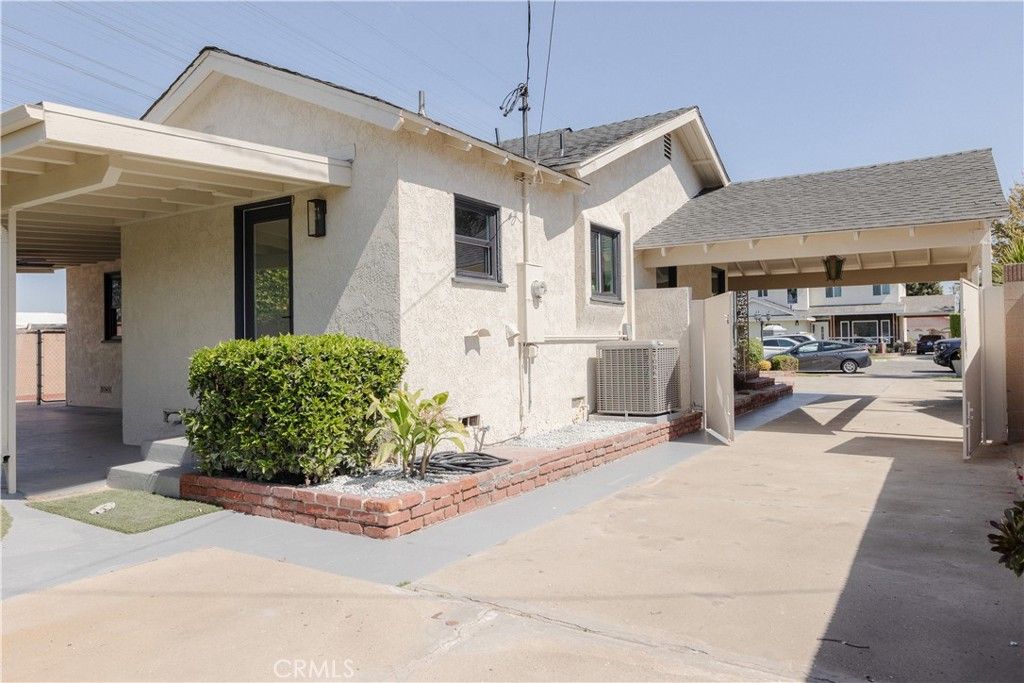 Image 53 of property listing at 6841 Millmark, Long Beach, CA 90805