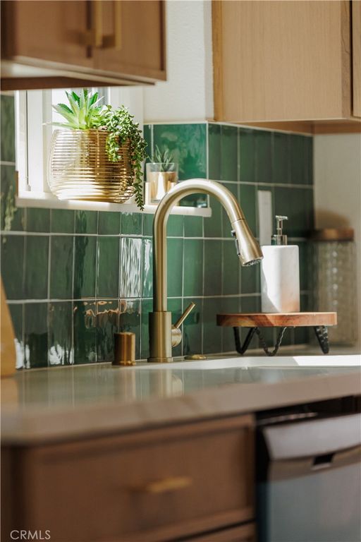 Image 8 of property listing at 6841 Millmark, Long Beach, CA 90805