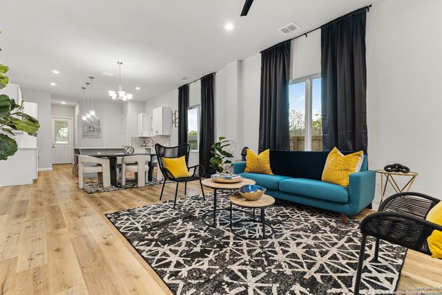 505 Linden, San Antonio, TX 78211