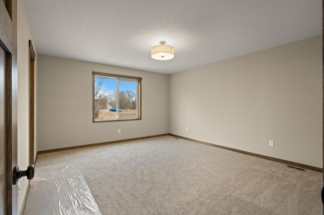 9951 14th Circle NE, Saint Michael, MN 55376