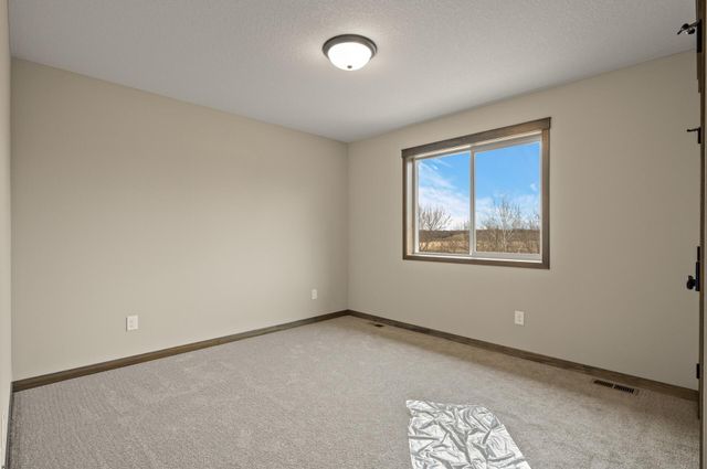 9951 14th Circle NE, Saint Michael, MN 55376