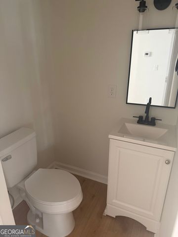 614 W 38th Street, Savannah, GA 31415