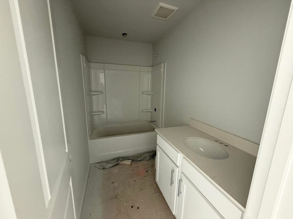 Image 26 of property listing at 5344 Bending Flats Way, Summerville, SC 29485