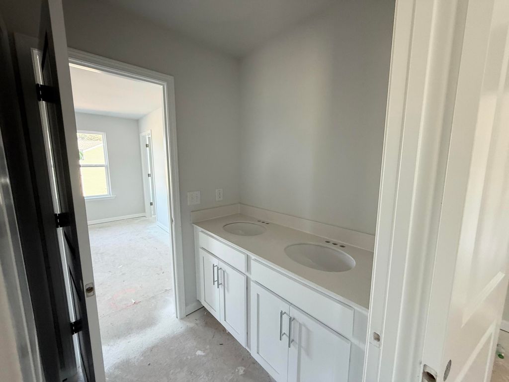 Image 28 of property listing at 5344 Bending Flats Way, Summerville, SC 29485