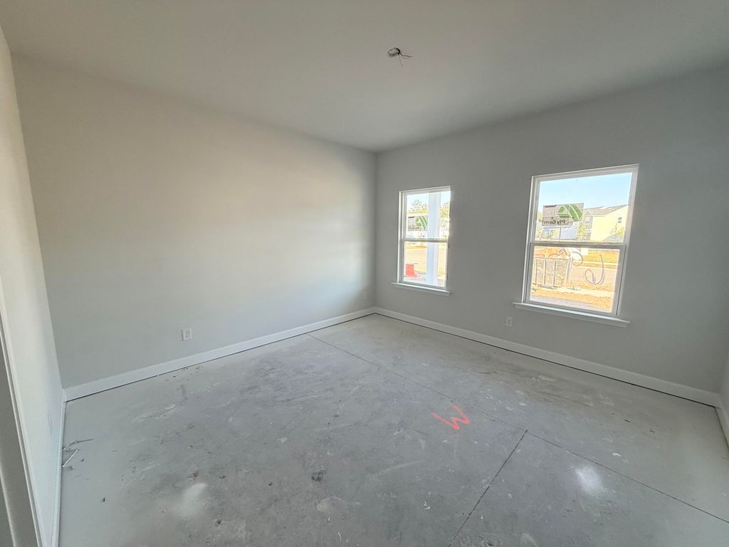 Image 4 of property listing at 5344 Bending Flats Way, Summerville, SC 29485