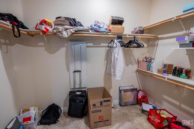 5404 Rivulet Run Court, Bakersfield, CA 93313