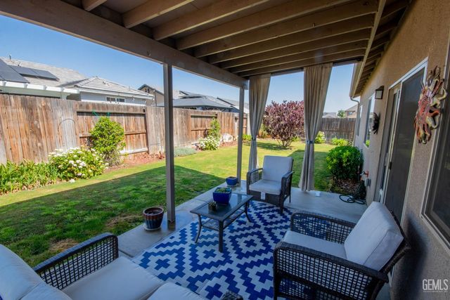 5404 Rivulet Run Court, Bakersfield, CA 93313