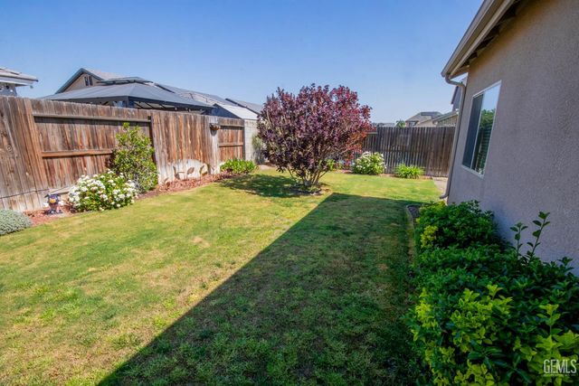 5404 Rivulet Run Court, Bakersfield, CA 93313