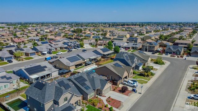 5404 Rivulet Run Court, Bakersfield, CA 93313