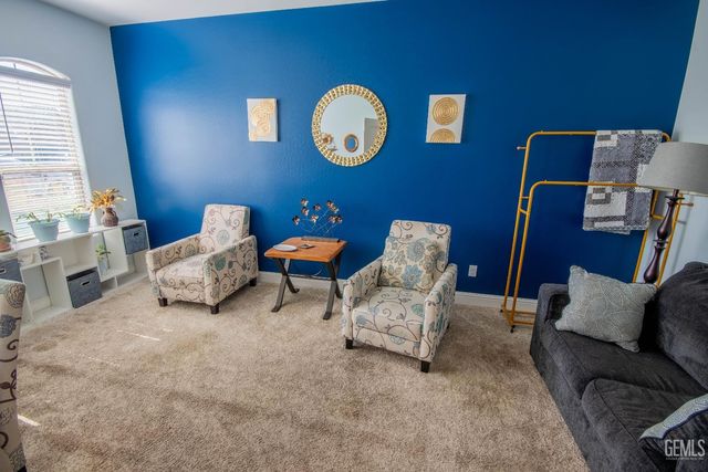 5404 Rivulet Run Court, Bakersfield, CA 93313