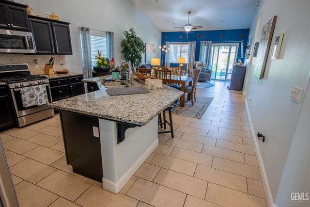 5404 Rivulet Run Court, Bakersfield, CA 93313