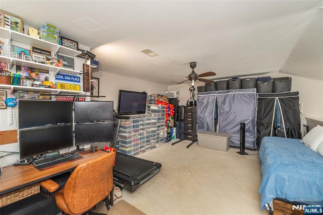 454 Cambridge Drive, Butler Borough, NJ 07405