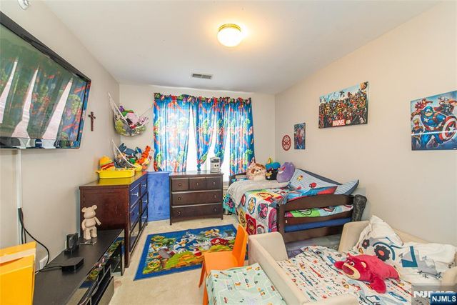 454 Cambridge Drive, Butler Borough, NJ 07405