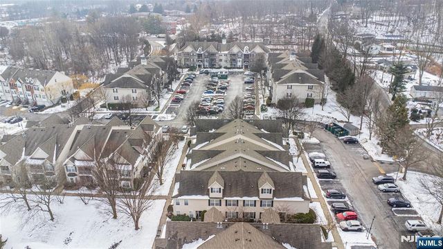 454 Cambridge Drive, Butler Borough, NJ 07405