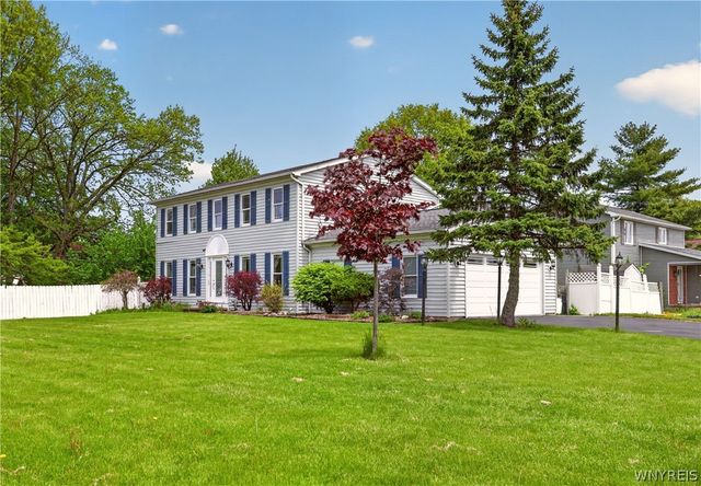 1995 Creekside Drive, Grand Island, NY 14072