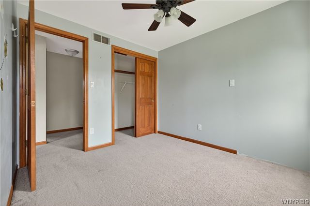 1995 Creekside Drive, Grand Island, NY 14072